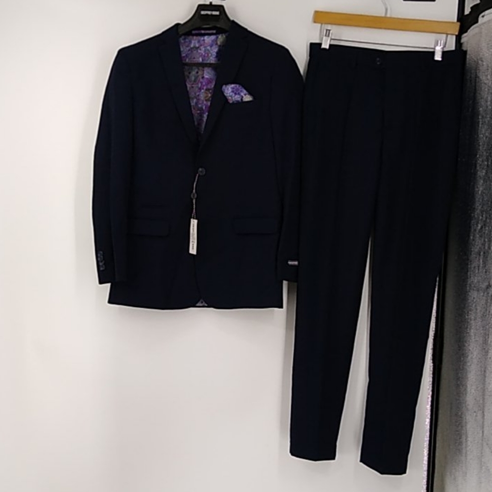 Geoffrey Beene 2 Piece Navy Slim fit Suit